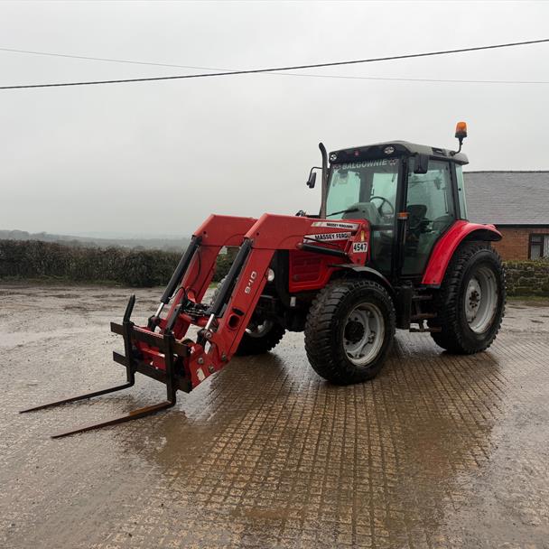2007 MASSEY FERGUSON 5435 75HP 4WD WITH FRONT LOADER AND PALLET FORKS