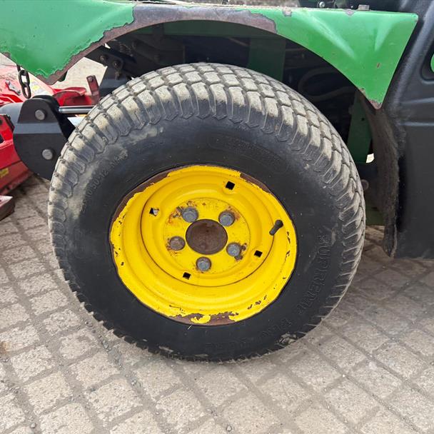 2016 John Deere tractor for sale in Pilsley, Chesterfield — photo 5