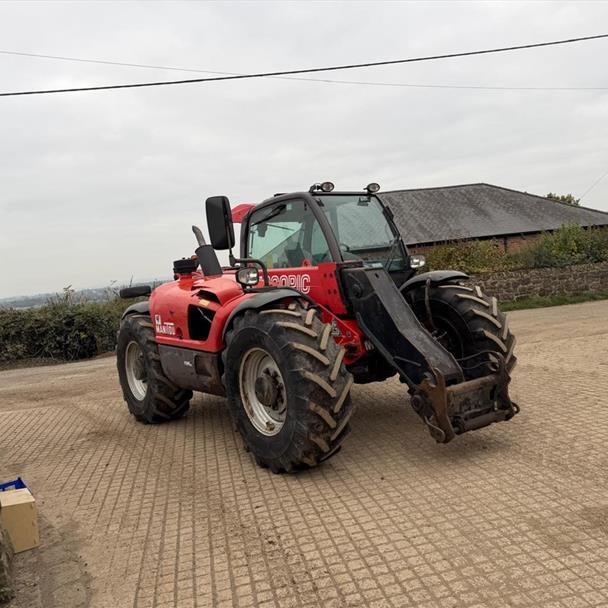 2010 Manitou telehandler for sale in Pilsley, Chesterfield — photo 2