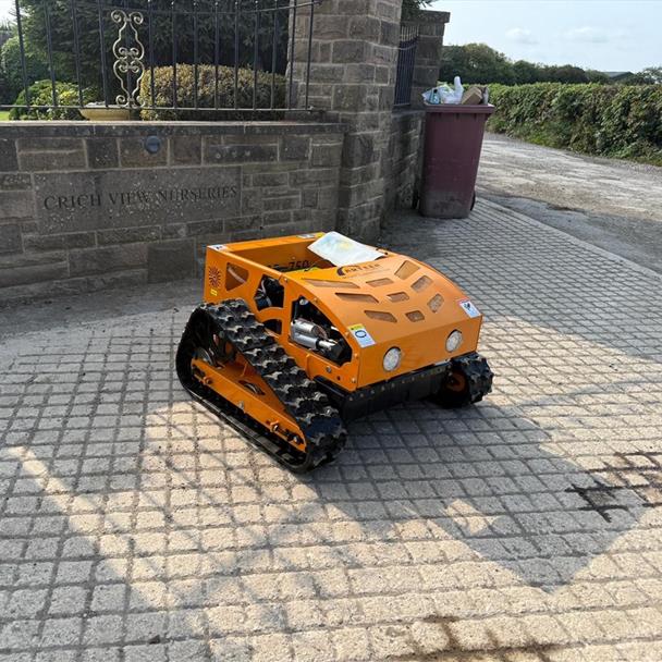 2025 mower for sale in Pilsley, Chesterfield — photo 2