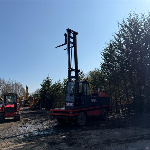 2001 Linde forklift for sale in Pilsley, Chesterfield — photo 4