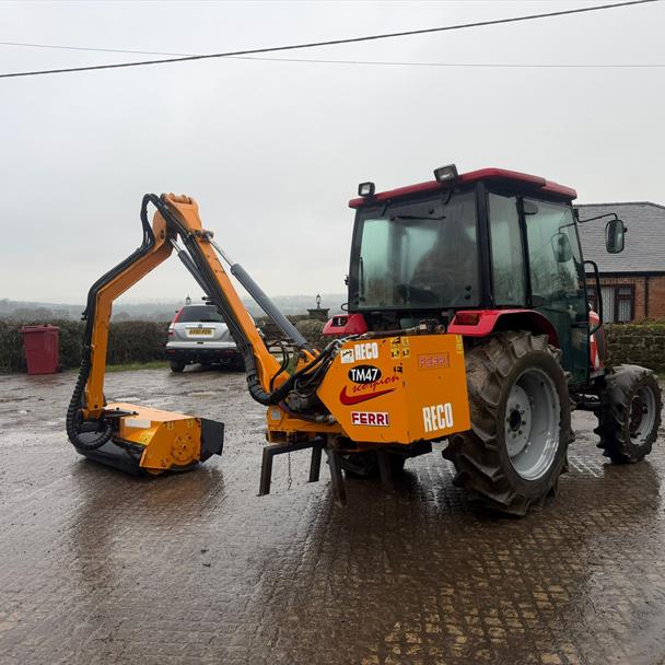 RECO FERRI TM47 4.7MTR SCORPION PTO DRIVEN HEDGE CUTTER