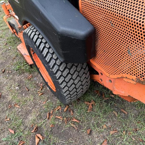 Caterpillar mower for sale in Pilsley, Chesterfield — photo 4