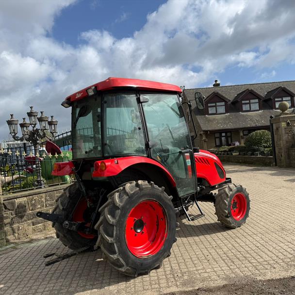 2018 Zetor tractor for sale in Pilsley, Chesterfield — photo 3