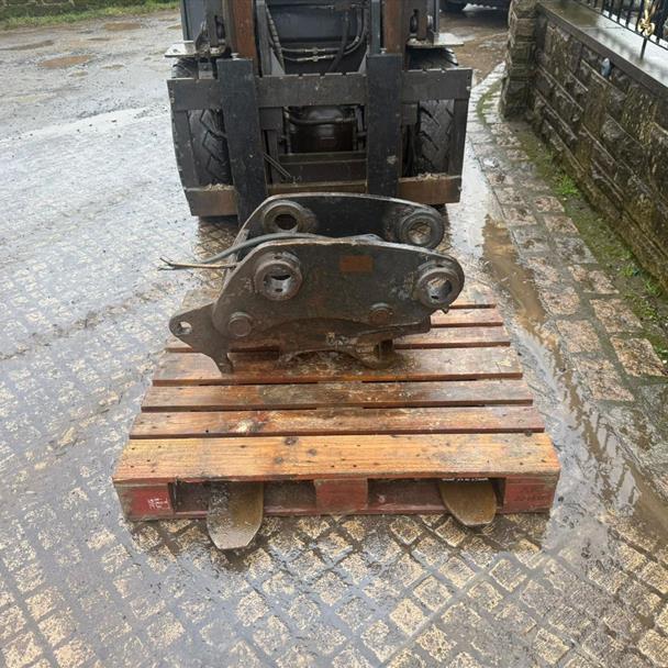 JCB excavator for sale in Pilsley, Chesterfield — photo 4