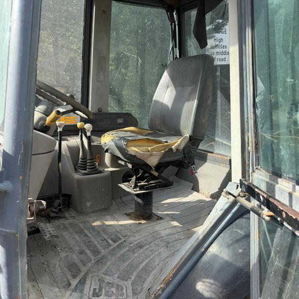 JCB wheels & tyre for sale in Pilsley, Chesterfield — photo 3