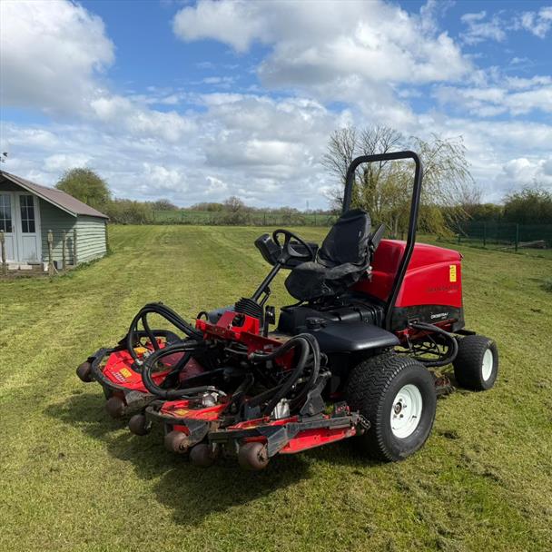 2010 TORO GROUNDMASTER 4300-D CROSSTRAX 4WD 5 GANG ROTARY RIDE ON MOWER