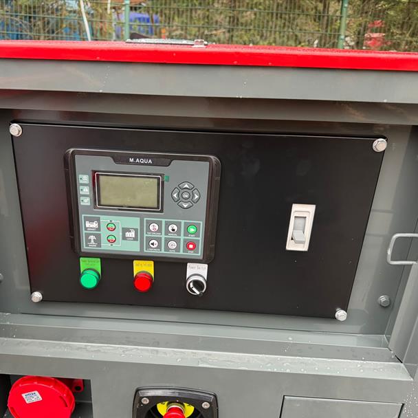 NEW/UNUSED KAWAKENKI 50KVA DIESEL SOUND PROOF GENERATOR compactor for sale in Pilsley, Chesterfield — photo 2