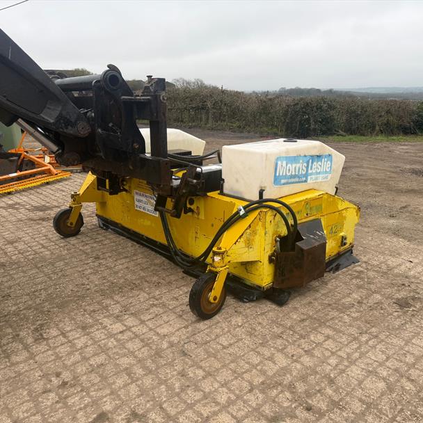 2012 attachment for sale in Pilsley, Chesterfield — photo 3