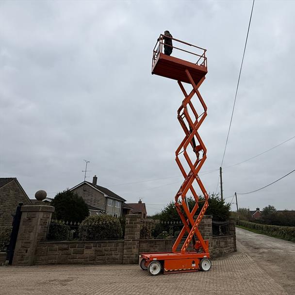 2018 Skyjack scissor lift for sale in Pilsley, Chesterfield — photo 5