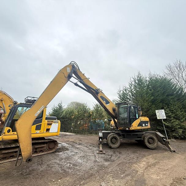 Caterpillar excavator for sale in Pilsley, Chesterfield — photo 5