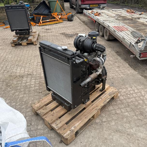 2017 excavator for sale in Pilsley, Chesterfield — photo 4