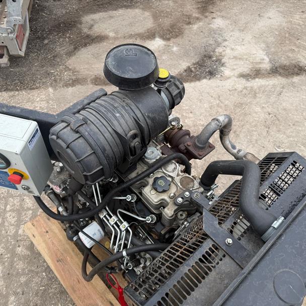 2017 excavator for sale in Pilsley, Chesterfield — photo 5