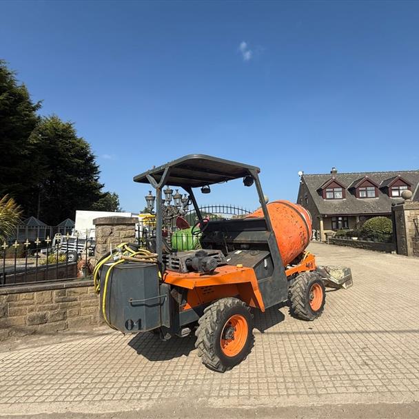 2010 dumper for sale in Pilsley, Chesterfield — photo 2