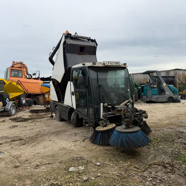 2013 attachment for sale in Pilsley, Chesterfield — photo 4