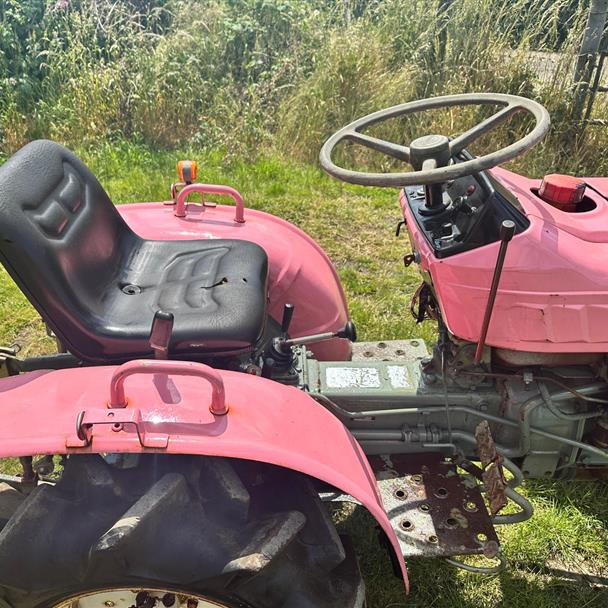 Yanmar tractor for sale in Pilsley, Chesterfield — photo 5