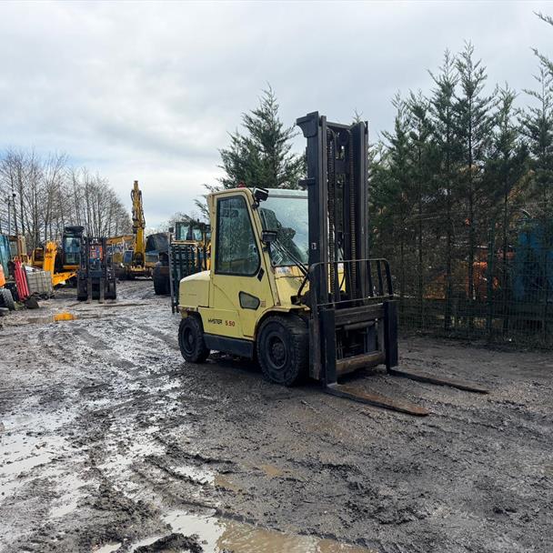 HYSTER H5.50XM 5.5 TON DIESEL COUNTERBALANCE FORKLIFT
