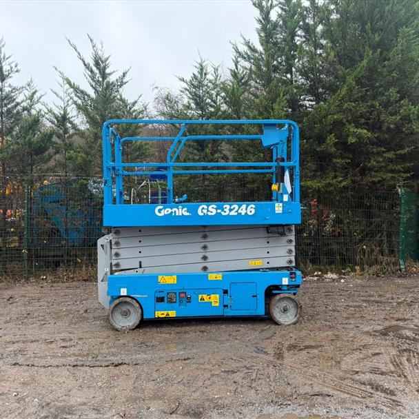 2017 GENIE GS-3246 11.75MTR ELECTRIC SCISSOR LIFT