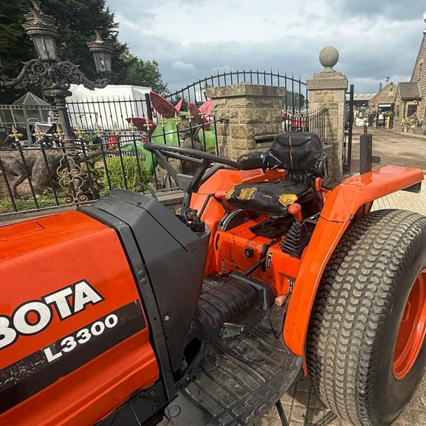 Kubota tractor for sale in Pilsley, Chesterfield — photo 3