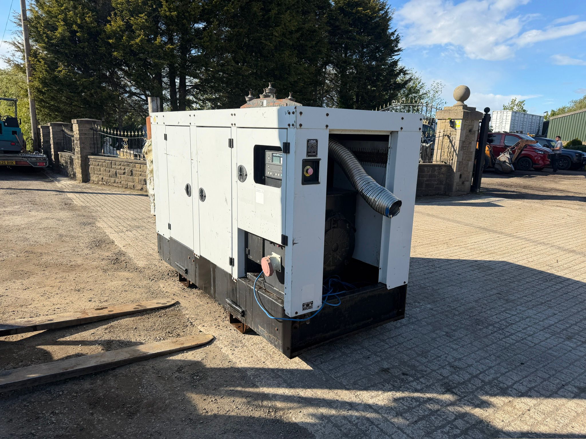 2011 generator for sale in Pilsley, Chesterfield — photo 5