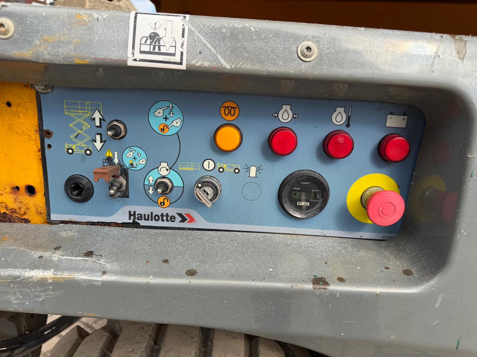 2014 Haulotte scissor lift for sale in Pilsley, Chesterfield — photo 10