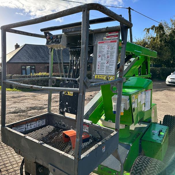 2013 Niftylift boom lift for sale in Pilsley, Chesterfield — photo 2