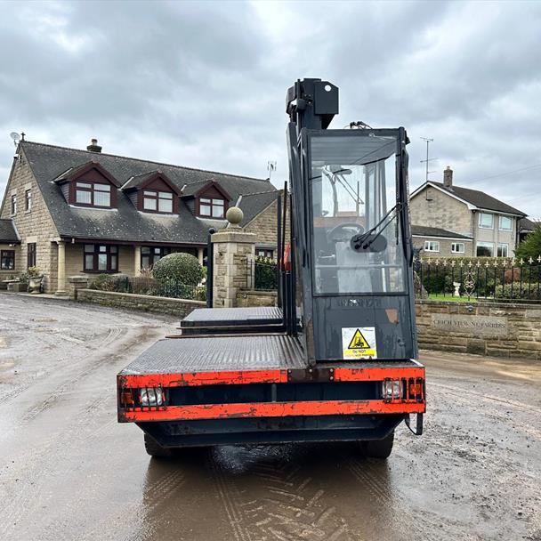 2010 Linde forklift for sale in Pilsley, Chesterfield — photo 4