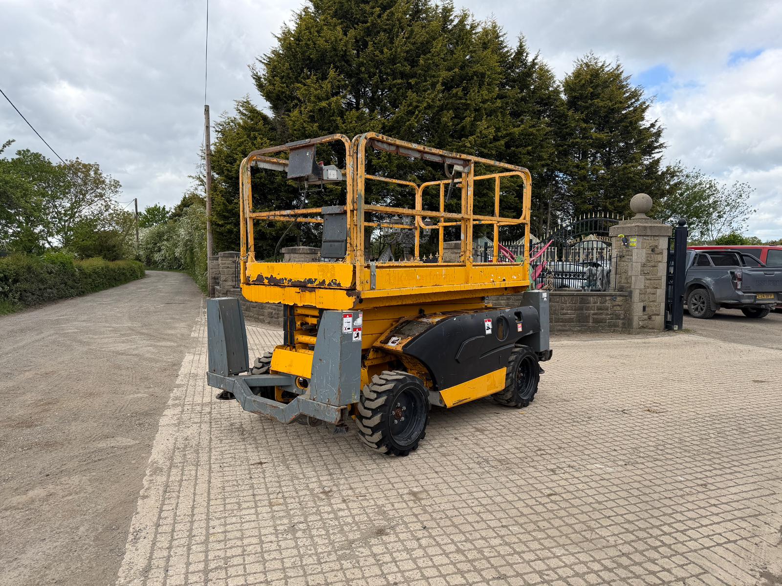 2014 HAULOTTE COMPACT 10DX 4WD DIESEL SCISSOR LIFT