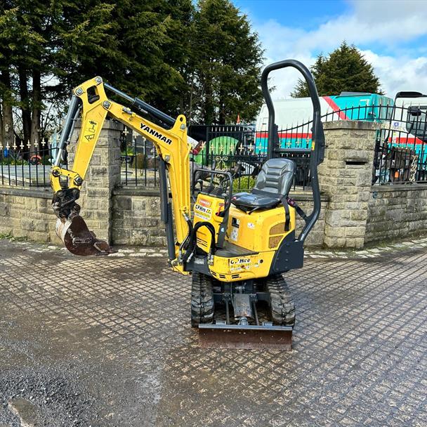 2017 Yanmar excavator for sale in Pilsley, Chesterfield — photo 2