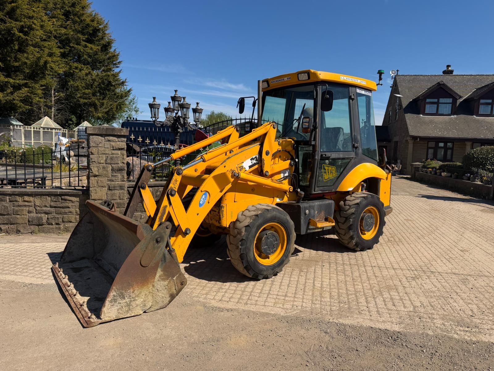 2003 JCB 2CX AIRMASTER LOADING SHOVEL WITH REAR COMPAIR AIR COMPRESSOR