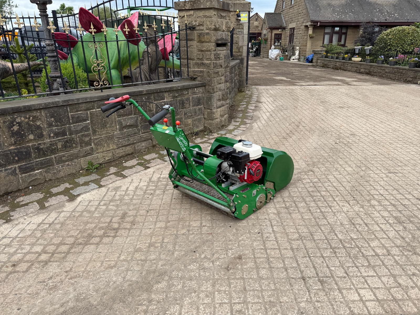 2018 mower for sale in Pilsley, Chesterfield — photo 5