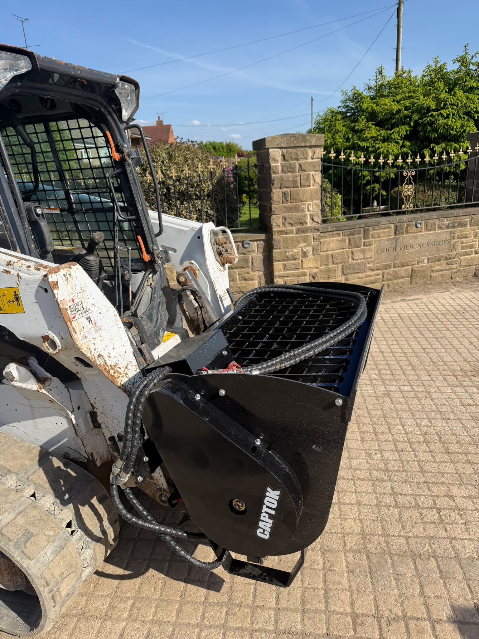 NEW/UNUSED CAPTOK 250LTR HYDRAULIC CONCRETE MIXING BUCKET excavator for sale in Pilsley, Chesterfield — photo 3