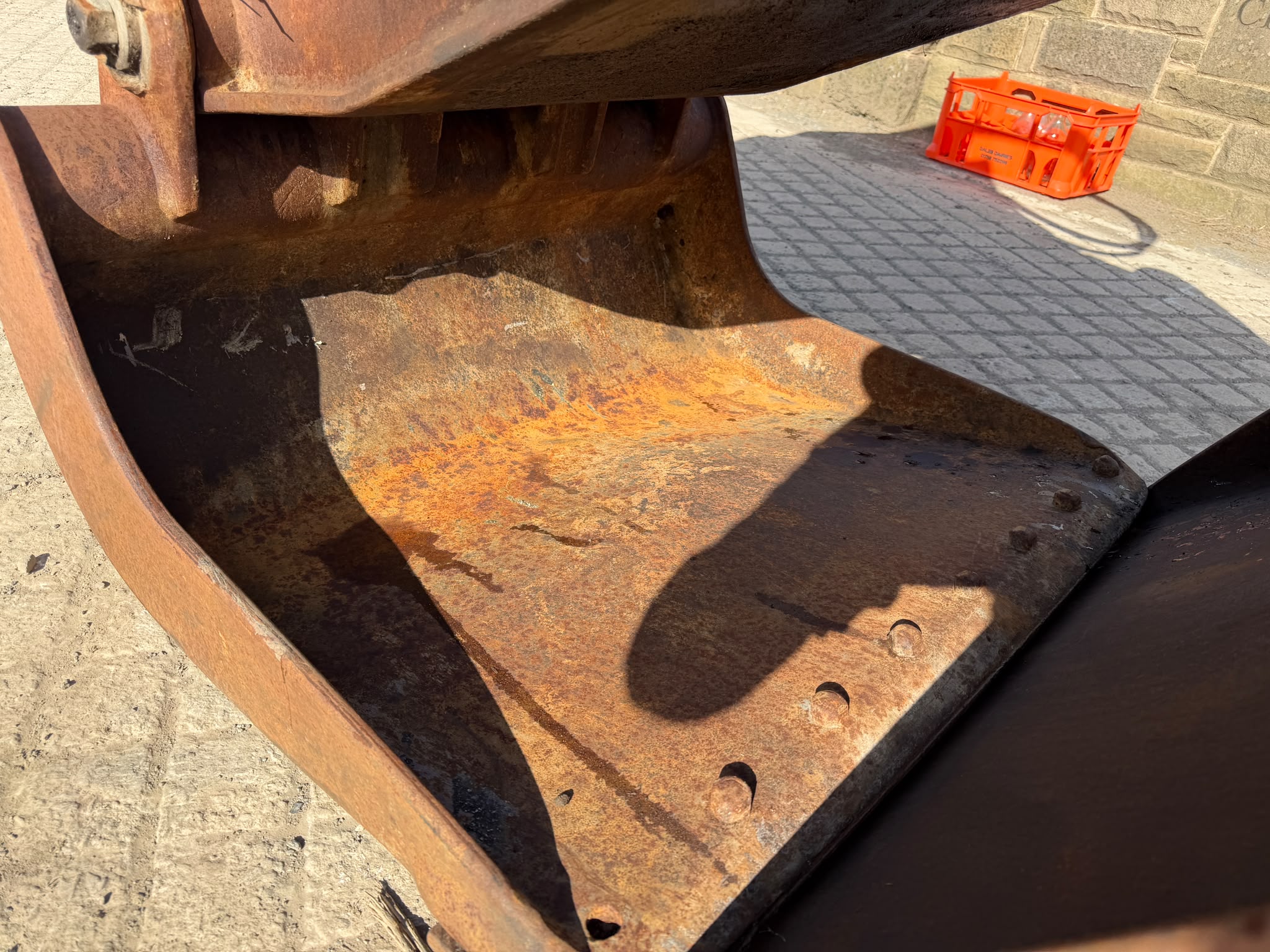 Caterpillar excavator for sale in Pilsley, Chesterfield — photo 3