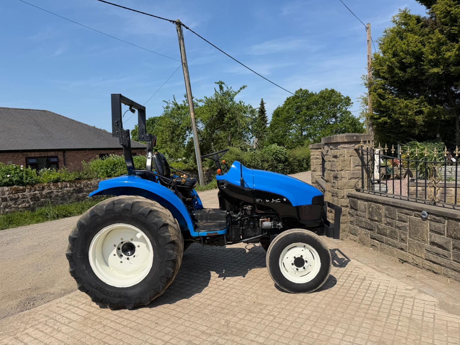 New Holland tractor for sale in Pilsley, Chesterfield — photo 2