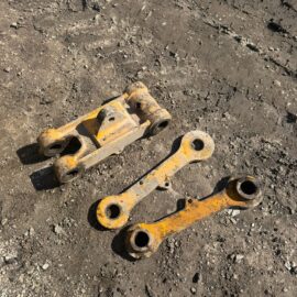 JCB JS160 BUCKET LINKAGE