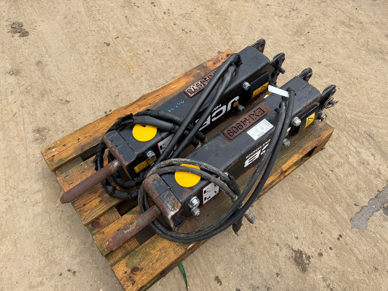 JCB excavator for sale in Pilsley, Chesterfield — photo 3