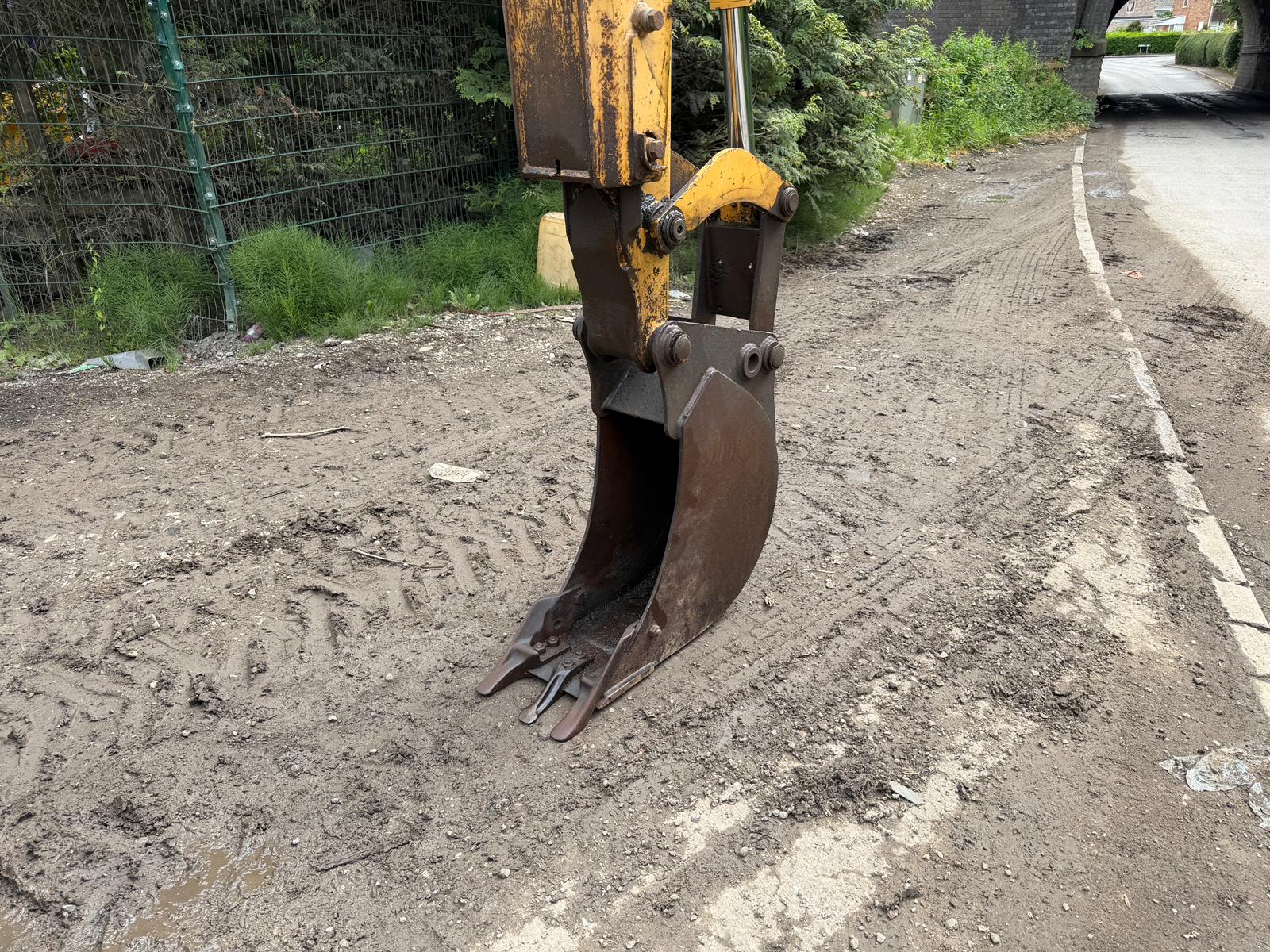 New Holland loader for sale in Pilsley, Chesterfield — photo 3