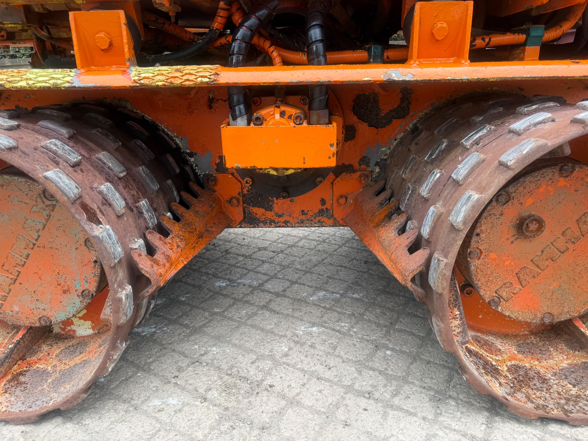 RAMMAX RW2900-HF 1000MM DIESEL RIDE ON TRENCH ROLLER mower for sale in Pilsley, Chesterfield — photo 6