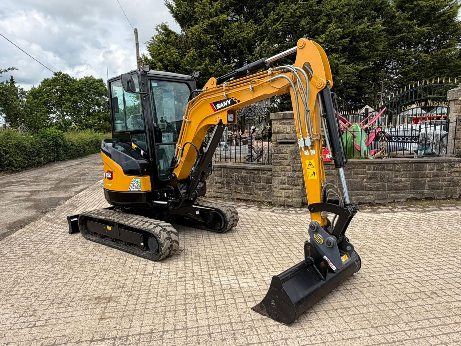 NEW/UNUSED 2025 SANY SY26C MINI EXCAVATOR