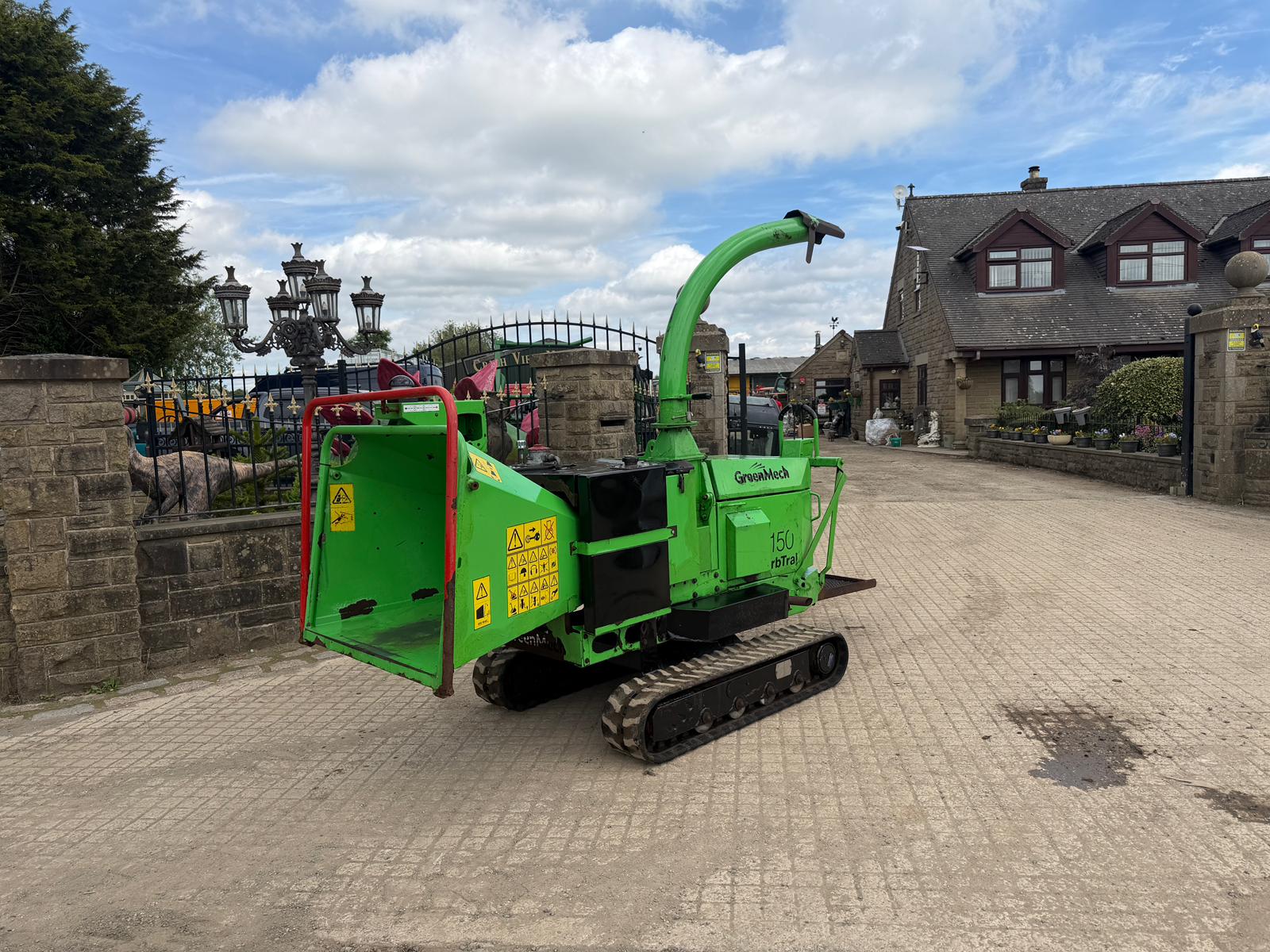 2014 GREENMECH ARBTRACK 150 6” DIESEL TRACKED WOOD CHIPPER