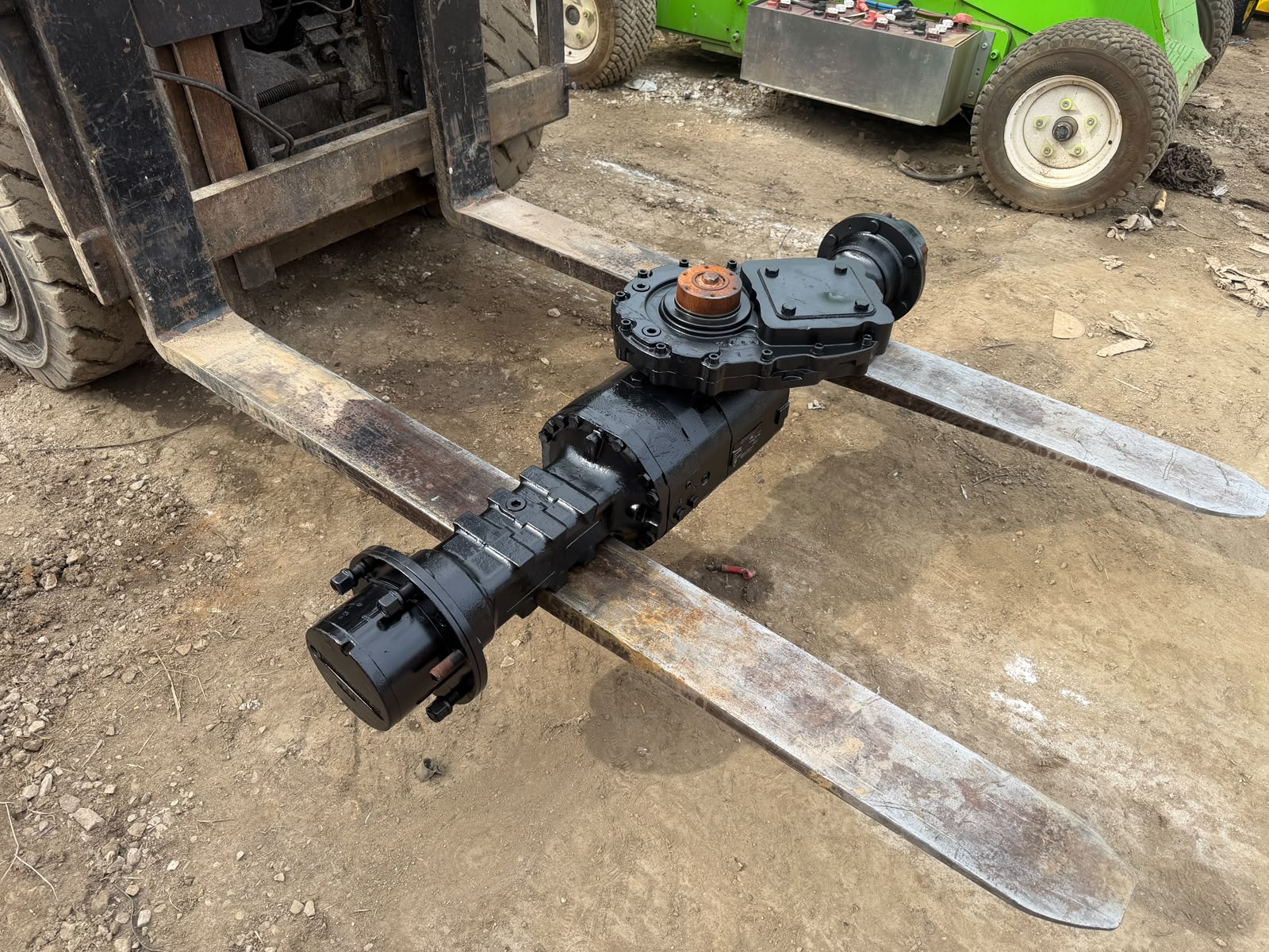 SPICER 10167524 6 STUD AXLE