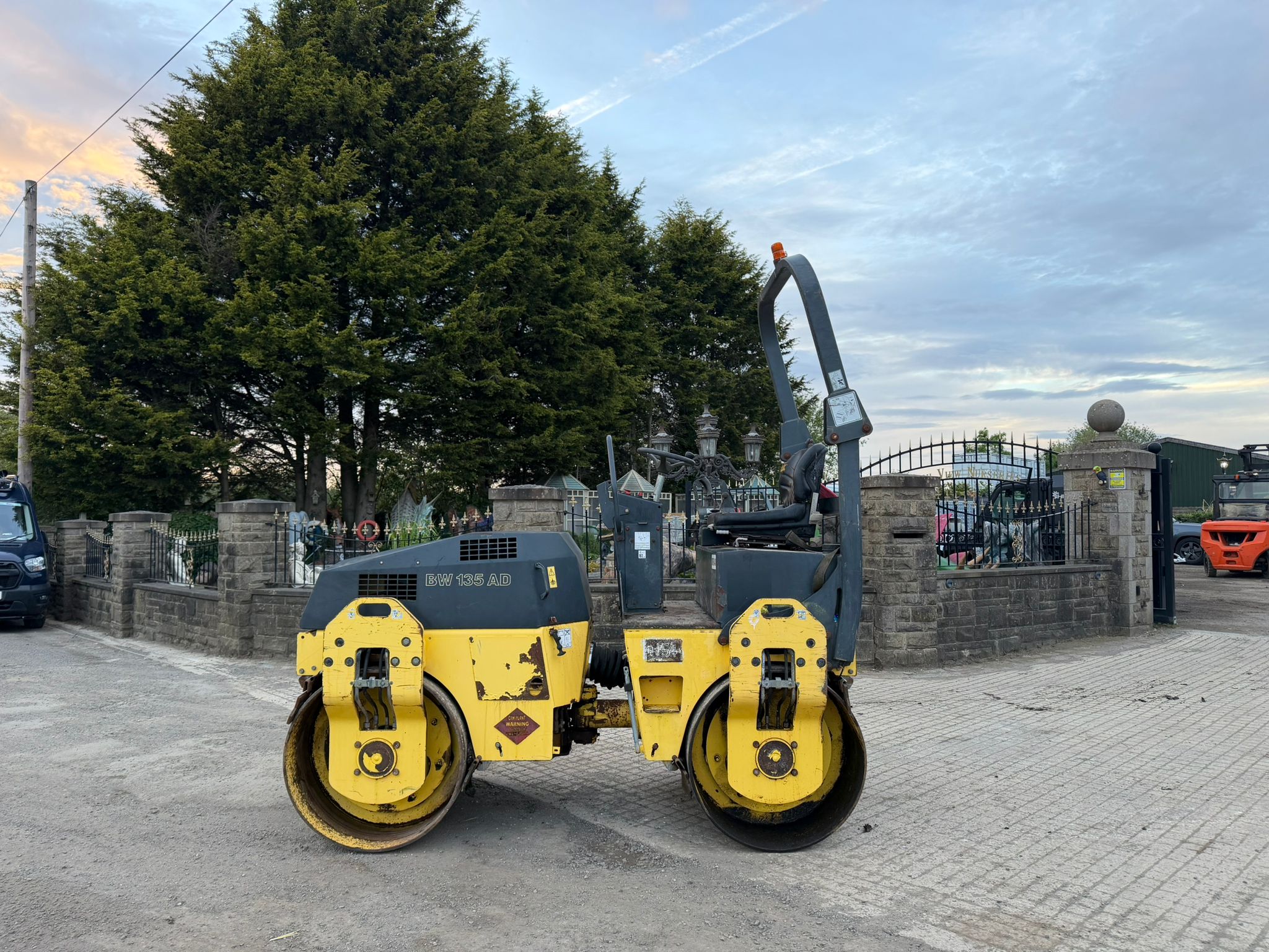 2010 Bomag compactor for sale in Pilsley, Chesterfield — photo 3