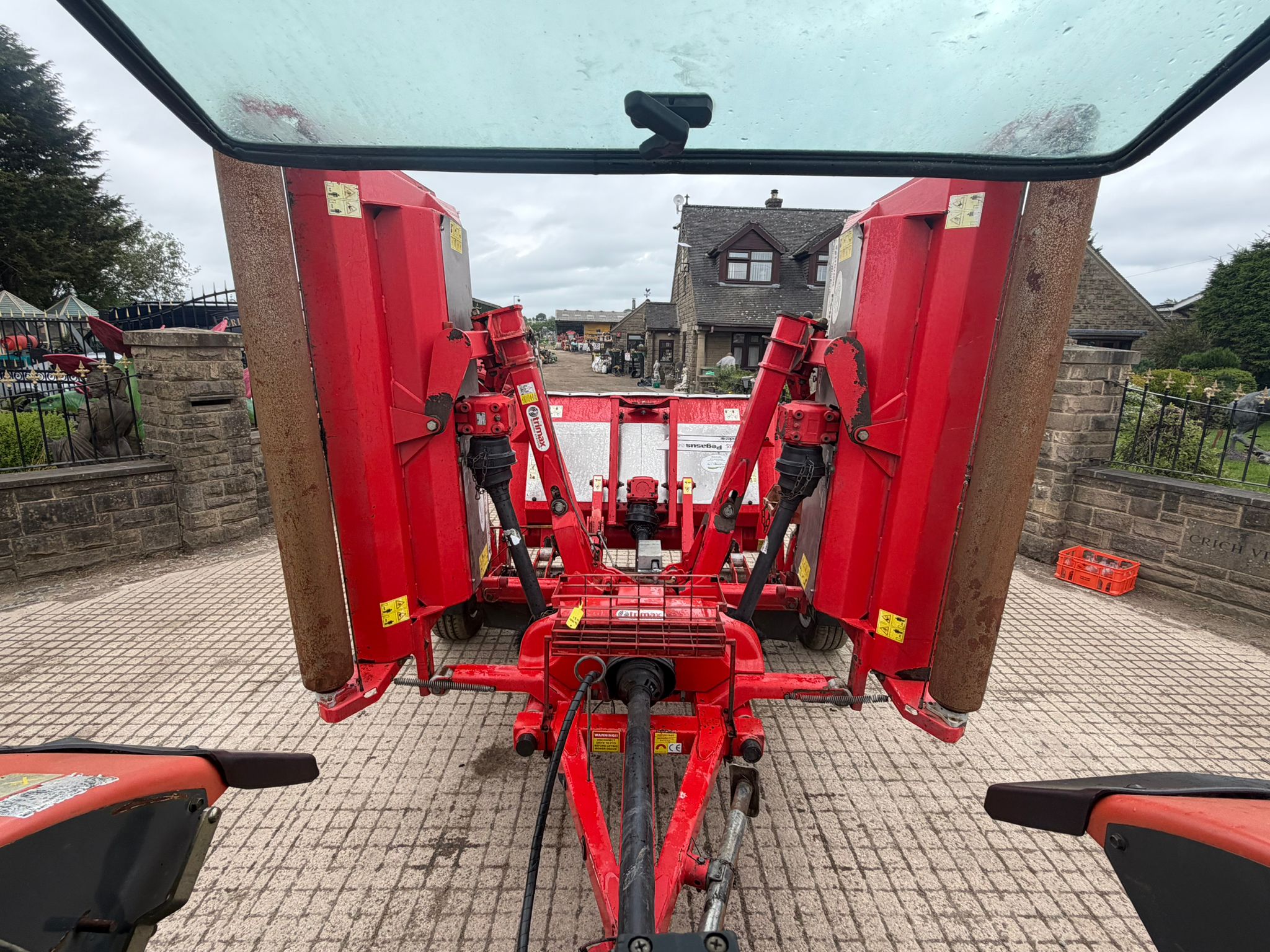 2017 mower for sale in Pilsley, Chesterfield — photo 3