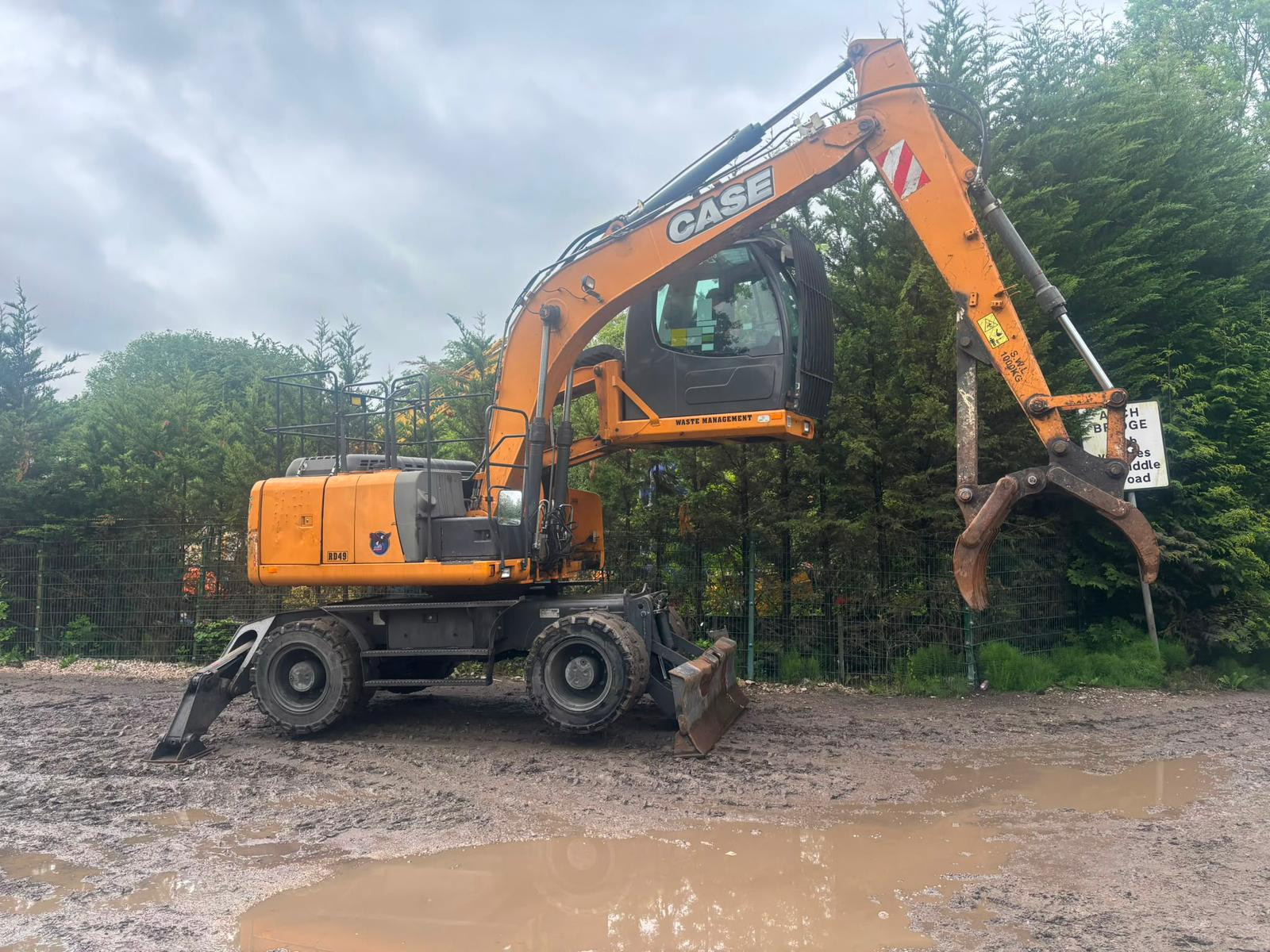 2016 Case attachment for sale in Pilsley, Chesterfield — photo 11