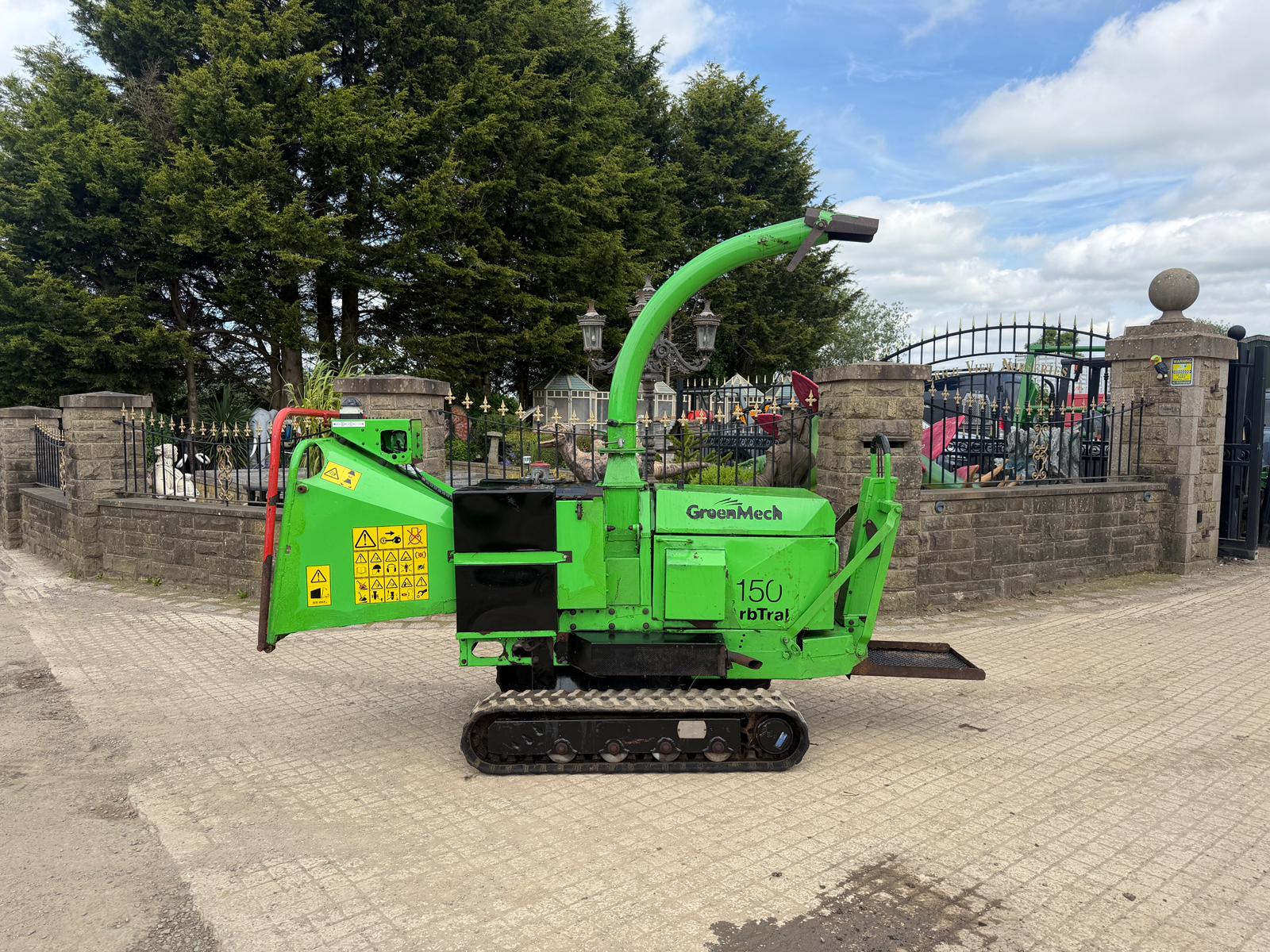 2014 chipper for sale in Pilsley, Chesterfield — photo 10