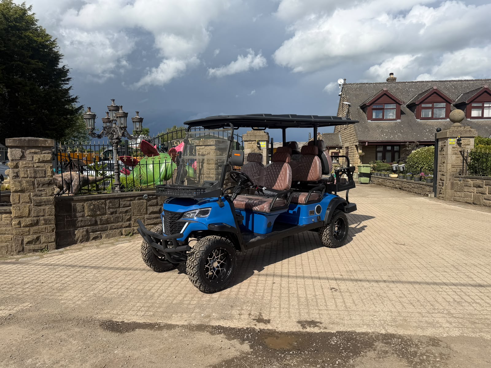 NEW/UNUSED 2026 CAPTOK GC42S 6 SEATER ELECTRIC GOLF BUGGY (BLUE)