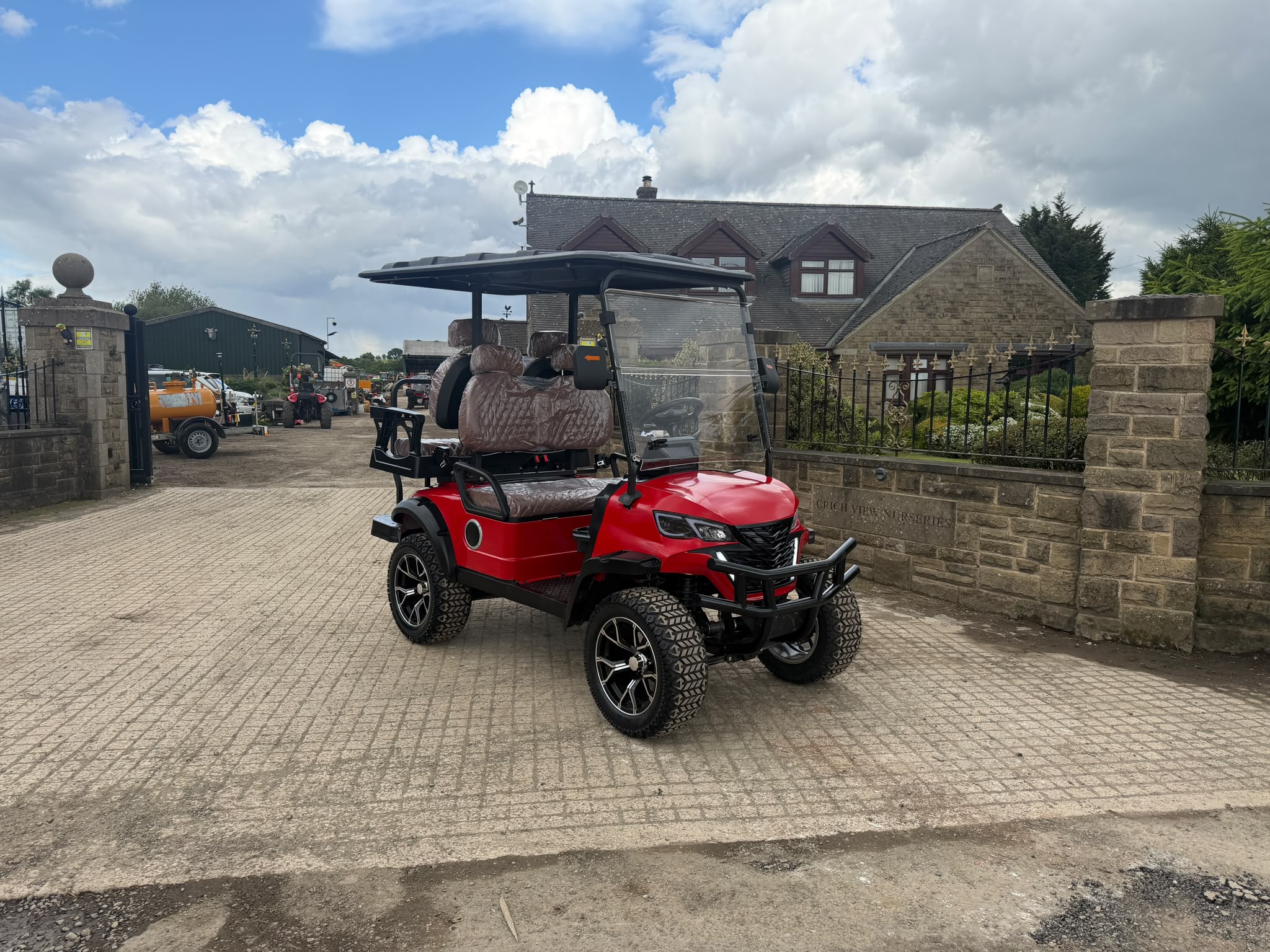 NEW/UNUSED 2026 CAPTOK GC22S 4 SEATER ELECTRIC GOLF BUGGY