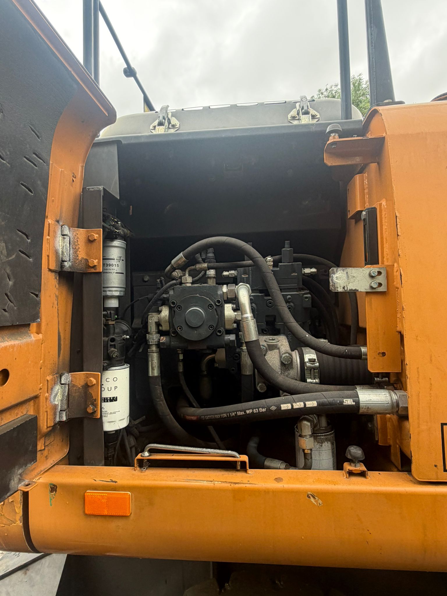 2016 Case attachment for sale in Pilsley, Chesterfield — photo 4