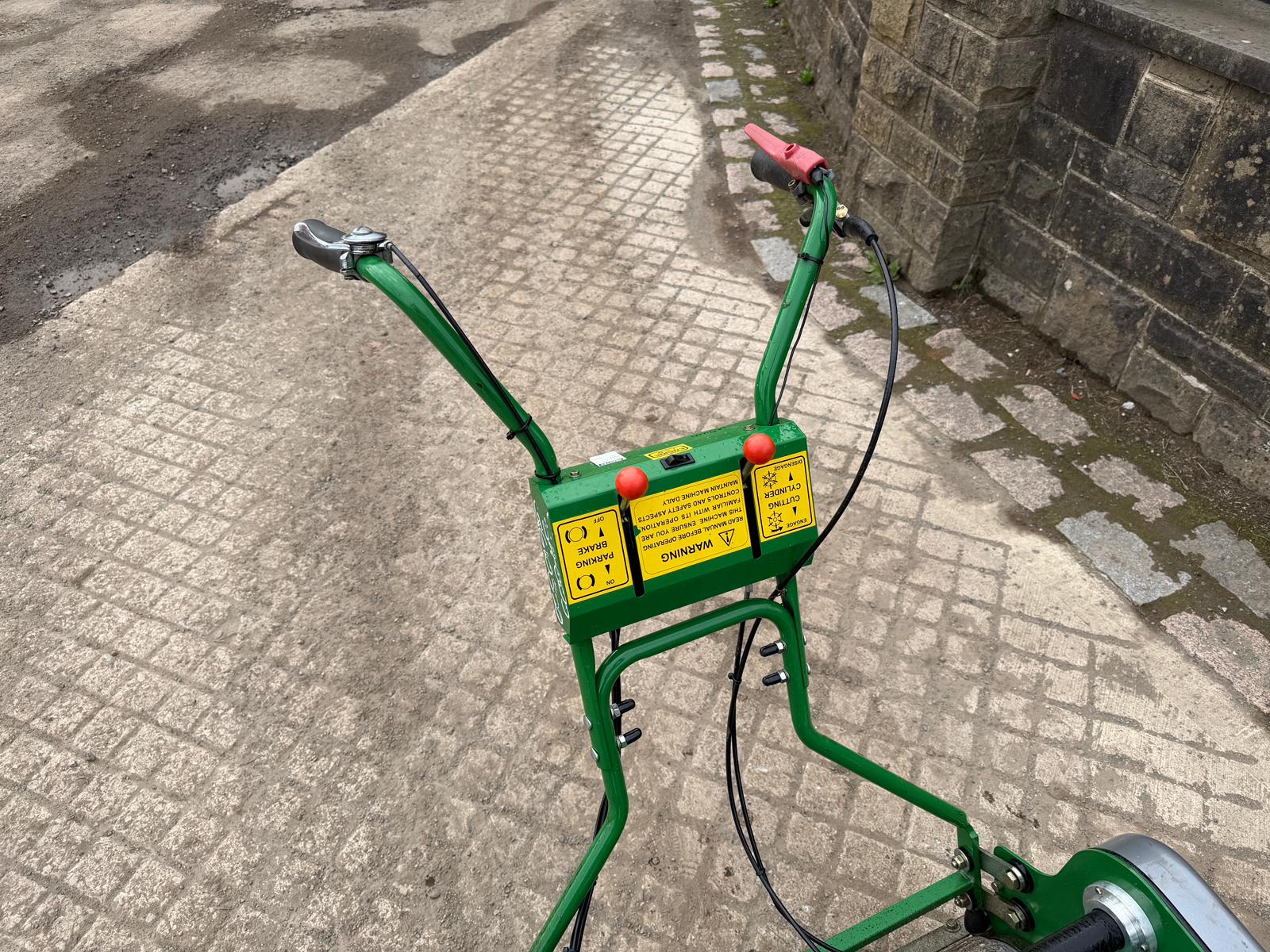 2018 mower for sale in Pilsley, Chesterfield — photo 4