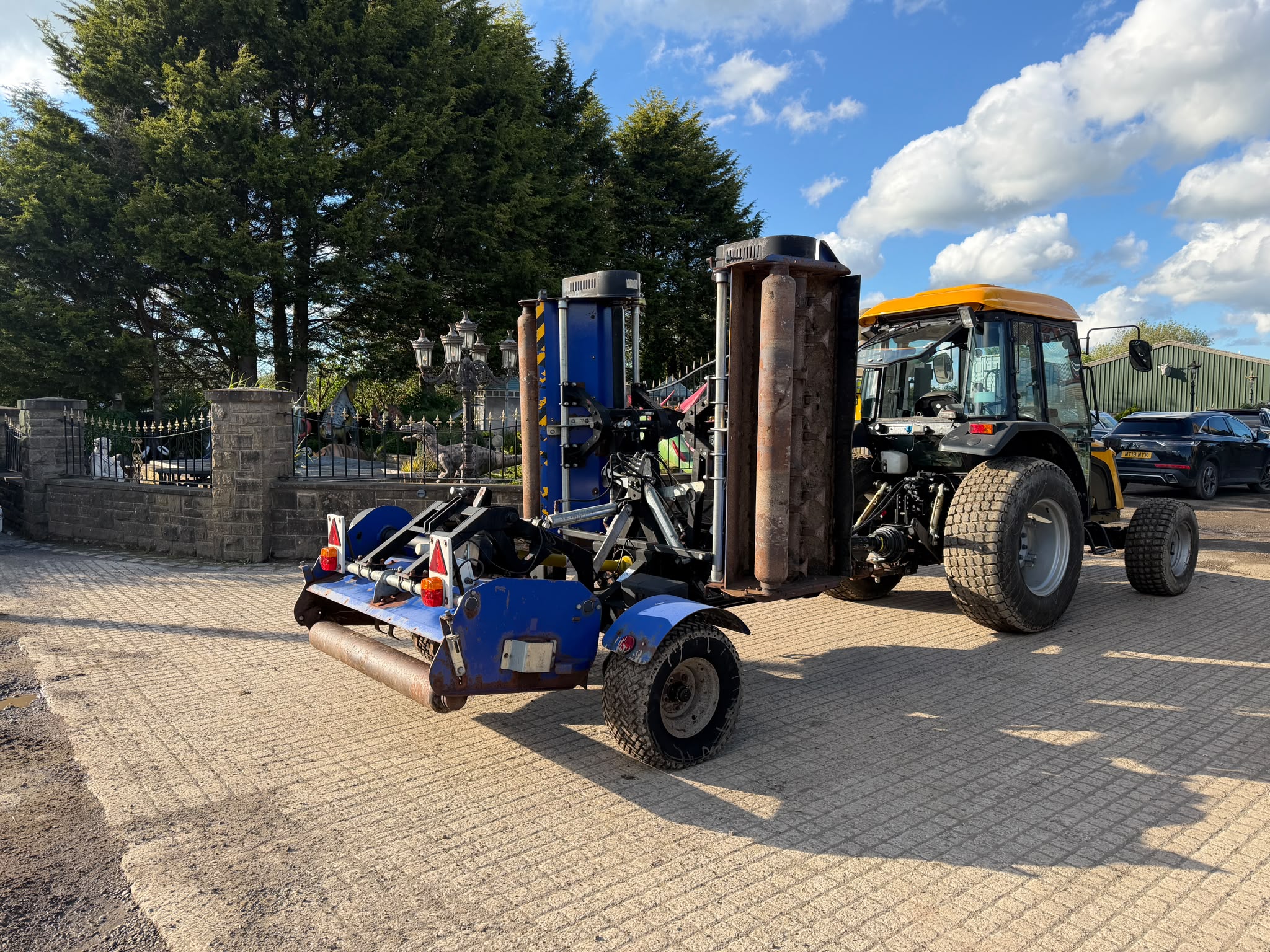 2008 mower for sale in Pilsley, Chesterfield — photo 4